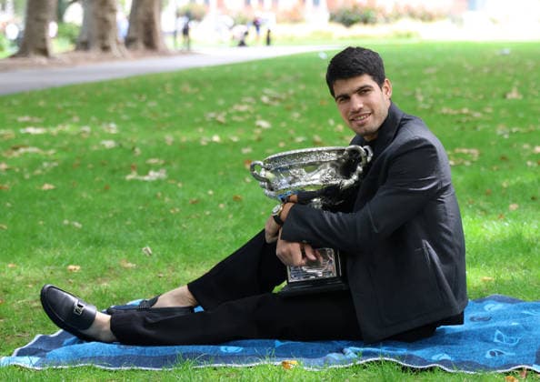 February 2, 2026, Melbourne, Victoria, Australia: CARLOS ALCARAZ of Spain during the photo session with trophy after winning the final of Australian Open, Melbourne, Australia. Melbourne Australia - ZUMAc278 20260202_zsp_c278_013 Copyright: xMarcinxCholewinskix