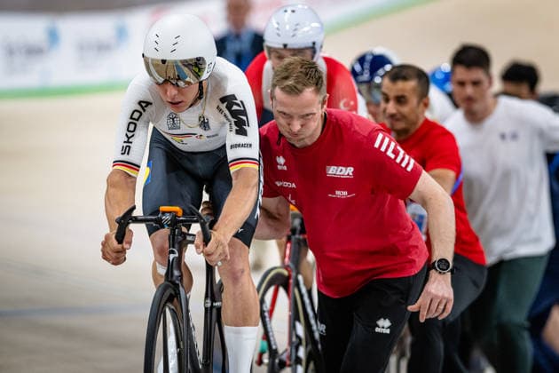 TEUTENBERG Tim Torn: UEC Track cycling, Rad, Radsport, Bahnrad, Bahn European Championships Konya 2026 TEUTENBERG Tim Torn ( GER ) Germany SCHÄDLICH Lucas ( GER ) - Coach - Querformat - quer - horizontal - Landscape - Event Veranstaltung: UEC Track Cycling European Championships 2026 - Category Kategorie: Cycling - Track Cycling European Championships - Location Ort: Asia - Turkey - Konya - Discipline: Elimination Race - Category: Elite Men - Distance: ... m - Date Datum: 01.02.2026 Sunday Day 1 -