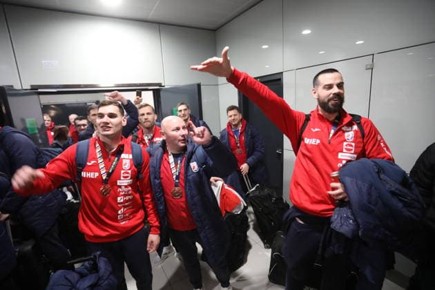Velika Gorica, Croatia, 020226. Welcome of the Croatian handball team after winning bronze at the European Championship, EM, Europameisterschaft In the photo: Leon Susnja. Photo: Ranko Suvar CROPIX Hrvatska Copyright: xxRankoxSuvarx rukometasi_docek12-020226