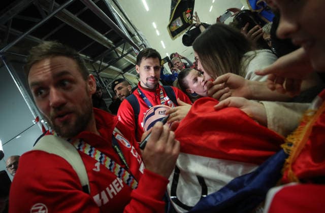 Welcoming the bronze medal-winning handball players at Franjo Tudjman Airport Welcoming the bronze medal-winning handball players at Franjo Tudjman Airport. Around 300 mostly young fans welcomed their heroes on their return to Croatia. The players got off the plane at around 4 am, at Zagreb, Croatia, on on February 02, 2026.  ZeljkoxLukunicx PIXSELL