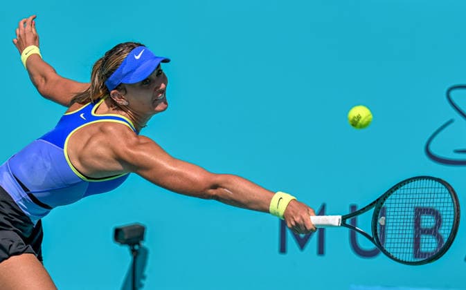 Mubadala Abu Dhabi Open ABU DHABI, UNITED ARAB EMIRATES - FEBRUARY 02: Spanish tennis player Paula Badosa Gibert is seen in action against Belarusian Aliaksandra Sasnovich (not seen) during the women’s singles match of the Mubadala Abu Dhabi Open at Zayed Sports City International Tennis Centre in Abu Dhabi, United Arab Emirates, on February 02, 2026. Waleed Zein Anadolu Abu Dhabi United Arab Emirates. Editorial use only. Please get in touch for any other usage.  Copyright: x2026xAnadoluxWaleedxZeinx