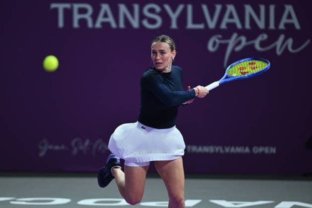 Transylvania Open 2026 - WTA, Tennis Damen 250 Tournament - Day 3 - Maja Chwalinska v Ana Bogdan Ana Bogdan of Romania competes in the first round of the Transylvania Open 2026, a WTA250 Tournament, against Maja Chwalinska of Poland, at BT Arena in Cluj-Napoca, Romania, on February 2, 2026. Bucharest Romania  Copyright: xAlexxNicodimx originalFilename:nicodim-transylv260202_npMN8.jpg