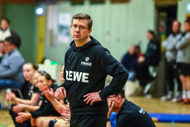 Handball I Frauen I Saison 2025 2026 I Regionalliga Nord I 17. Spieltag I SV Henstedt-Ulzburg II - FC St.Pauli I 01.02.2026 Marcus Krönig (SV Henstedt-Ulzburg II) Henstedt-Ulzburg Schulzentrum Maurepassstr. Schleswig-Holstein Deutschland Copyright: xLobeca RalfxHomburgx