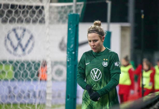 Deutschland: Frauen-Bundesliga 2025 26, 16. Spieltag - VfL Wolfsburg VS 1. FC Köln - AOK Stadion (Wolfsburg): Svenja Huth (VfL Wolfsburg Frauen, 10) Copyright: xAymanxAlahmedx