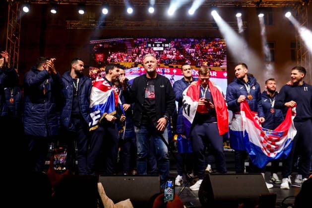 Ceremonial welcome for Croatian National Handball Team after winning bronze at the Men s EHF EURO 2026 Croatia Handball Team celebrate with singer Marko Perkovic Thomspon during ceremonial welcome at ban Jelacic Square in Zagreb, Croatia on February 2, 2026. Croatia won bronze medal at the 2026 EHF European Men s Handball Championship.  IgorxKralj PIXSELL