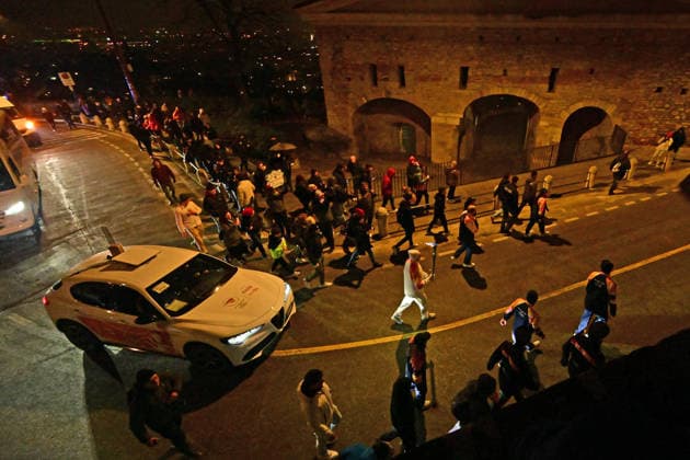 February 2, 2026, Bergamo, Lombardia: The Olympic torch arrives in Bergamo ahead of next week™s Milano Cortina 2026 Winter games, Winterspiele,Spiele, Summer games Bergamo, Italy, 2 February 2026..ANSA MICHELE MARAVIGLIA. Milano Cortina 2026: Torch Relay In Bergamo  - ZUMAa110 20260202_zaf_a110_054 Copyright: xMichelexMaravigliax