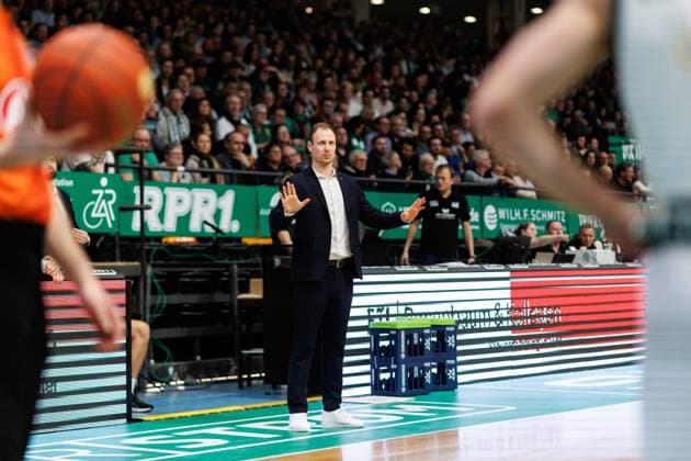 Jacques Schneider (Gladiators Trier) an der Seitenlinie, Vet Concept Gladiators Trier vs Alba Berlin, Basketball, easyCredit BBL, 18. Spieltag, Saison 2025 2026, 02.02.2026 Vet Concept Gladiators Trier vs Alba Berlin, Basketball, easyCredit BBL, 18. Spieltag, Saison 2025 2026, 02.02.2026 Copyright: xEibner-Pressefoto AlexanderxNeisx EP_ANS