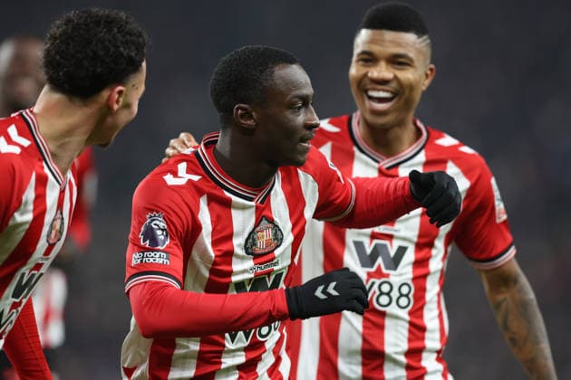 Sunderland, England, 2nd February 2026. Habib Diarra of Sunderland celebrates scoring during the Sunderland vs Burnley Premier League match at the Stadium Of Light, Sunderland. Picture credit should read: Nigel Roddis Sportimage EDITORIAL USE ONLY. No use with unauthorised audio, video, data, fixture lists, club league logos or live services. Online in-match use limited to 120 images, no video emulation. No use in betting, games or single club league player publications. SPI_014_NR_SUND_BURN SPI-4506-0014