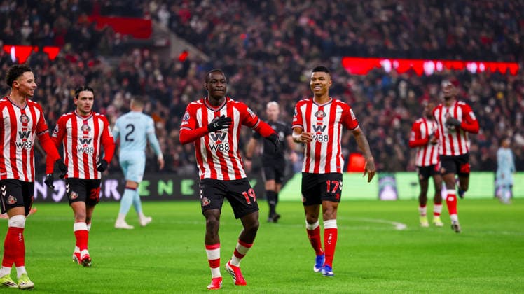 Sunderland v Burnley, Premier League GOAL Sunderland midfielder Habib Diarra (19) scores a goal and celebrates to make the score 1-0 during the Premier League match between Sunderland and Burnley at the Stadium Of Light, Sunderland, UK on 2 February 2026. Editorial use only DataCo restrictions apply See www.football-dataco.com , Copyright: xSimonxDaviesx PSI-23675-0034