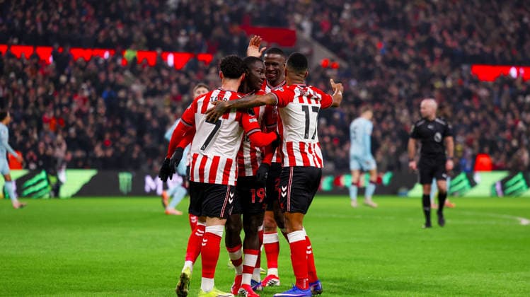 Sunderland v Burnley, Premier League GOAL Sunderland midfielder Habib Diarra (19) scores a goal and celebrates to make the score 1-0 during the Premier League match between Sunderland and Burnley at the Stadium Of Light, Sunderland, UK on 2 February 2026. Editorial use only DataCo restrictions apply See www.football-dataco.com , Copyright: xSimonxDaviesx PSI-23675-0049