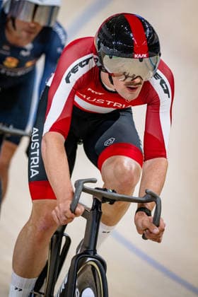SCHMIDBAUER Maximilian: UEC Track cycling, Rad, Radsport, Bahnrad, Bahn European Championships Konya 2026 SCHMIDBAUER Maximilian ( AUT ) Austria Hochformat - Hoch - Vertikal - Portrait - Event Veranstaltung: UEC Track Cycling European Championships 2026 - Category Kategorie: Cycling - Track Cycling European Championships - Location Ort: Asia - Turkey - Türkiye - Konya - Discipline: Points Race - Category: Elite Men - Distance: 40 km - Date Datum: 02.02.2026 Monday Day 2 -