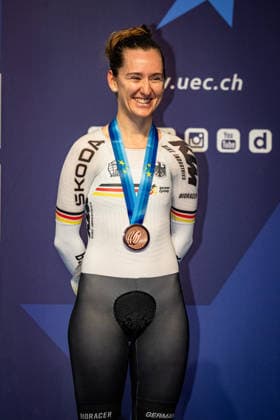 TEUTENBERG Lea Lin: UEC Track cycling, Rad, Radsport, Bahnrad, Bahn European Championships Konya 2026 TEUTENBERG Lea Lin ( GER ) - Germany Third Place - Award Ceremony - Medal Ceremony - Podium - Hochformat - Hoch - Vertikal - Portrait - Event Veranstaltung: UEC Track Cycling European Championships 2026 - Category Kategorie: Cycling - Track Cycling European Championships - Location Ort: Asia - Turkey - Türkiye - Konya - Discipline: Elimination Race - Category: Elite Women - Distance: ... m - Date Datum: 02.02.2026 Monday Day 2 -