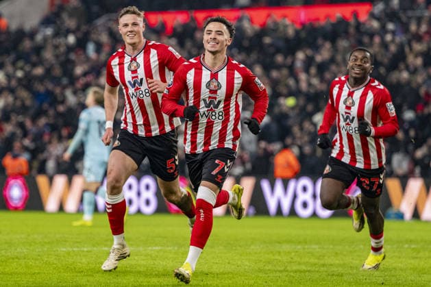 SUNDERLAND, ENGLAND - FEBRUARY 02: Chemsdine Talbi of Sunderland celebrates after scoring the team s third goal during a Premier League 2026 match between Sunderland and Burnley at Stadium of Light on February 2nd, 2026 in Sunderland, England. (Photo by Richard Callis Sports Press Photo) Copyright: xRichardxCallis SportsxPressxPhotx Sportspressphoto_SPR88543
