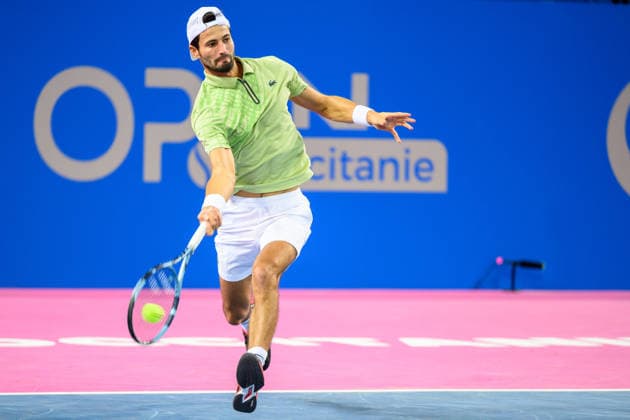 February 2, 2026, Perols, Montpellier, Occitanie, France: Titouan Droguet of France delivers a right hand shot during his match against Ugo Blanchet of France at Open dÃ¢â‚¬â ¢Occitanie on February 2, 2026, at Sud de France Arena in Montpellier, France. Perols, Montpellier France - ZUMAc313 20260202_zsp_c313_001 Copyright: xFaresxChafaix