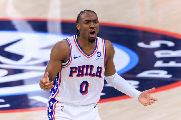 February 2, 2026, Inglewood, California, USA: Tyrese Maxey 0 of the Philadelphia 76ers asks for a foul call during their regular season NBA, Basketball Herren, USA game against the Los Angeles Clippers on Monday February 2, 2026 at Intuit Dome in Inglewood, California. Clippers lose to 76ers, 113-128. ARIANA RUIZ PI Inglewood USA - ZUMAp124 20260202_zaa_p124_020 Copyright: xArianaxRuizx