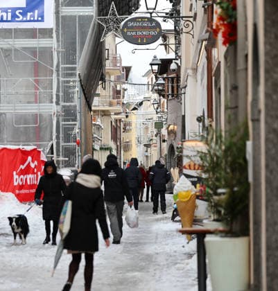 OLYMPICS - Winter Olympic Games, Olympische Spiele, Olympia, OS Milano Cortina 2026 BORMIO,ITALY,03.FEB.26 - OLYMPICS - Winter Olympic Games Milano Cortina 2026, preview. Image shows a feature in the city.  GEPAxpictures xWolfgangxGrebien