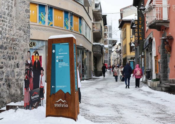 OLYMPICS - Winter Olympic Games, Olympische Spiele, Olympia, OS Milano Cortina 2026 BORMIO,ITALY,03.FEB.26 - OLYMPICS - Winter Olympic Games Milano Cortina 2026, preview. Image shows a feature in the city.  GEPAxpictures xWolfgangxGrebien