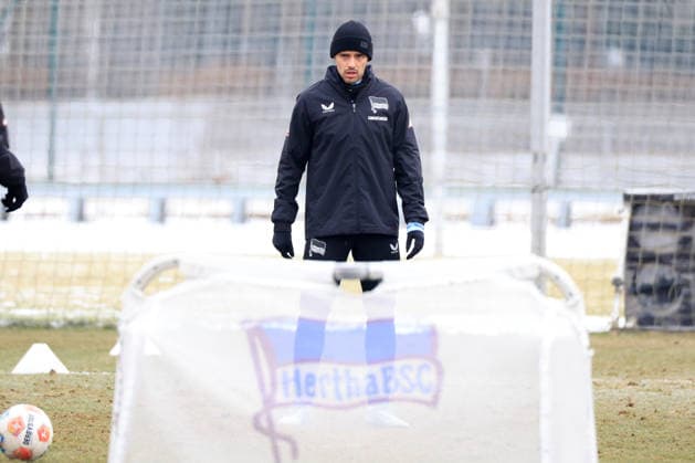 DEU, DFL, 2. FBL Hertha BSC, Training, 03.02.2026, Sportforum, Berlin, DEU, DFL, 2. FBL Hertha BSC, Training, im Bild Josip Brekalo (Hertha BSC Berlin 7), DFL - regulations prohibit any use of Photographs as image sequences and or quasi-video