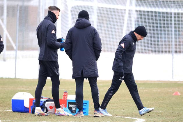 DEU, DFL, 2. FBL Hertha BSC, Training, 03.02.2026, Sportforum, Berlin, DEU, DFL, 2. FBL Hertha BSC, Training, im Bild Josip Brekalo (Hertha BSC Berlin 7), Niklas Kolbe (Hertha BSC Berlin 27) DFL - regulations prohibit any use of Photographs as image sequences and or quasi-video