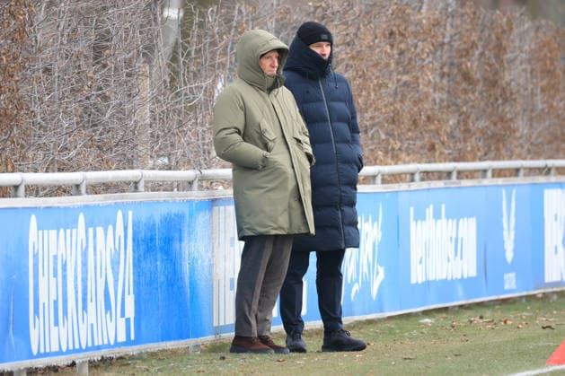 DEU, DFL, 2. FBL Hertha BSC, Training, 03.02.2026, Sportforum, Berlin, DEU, DFL, 2. FBL Hertha BSC, Training, im Bild Benjamin Weber (Sportdirektor, Hertha BSC Berlin), Dr. Peter Goerlich - Geschaeftsfuehrung DFL - regulations prohibit any use of Photographs as image sequences and or quasi-video
