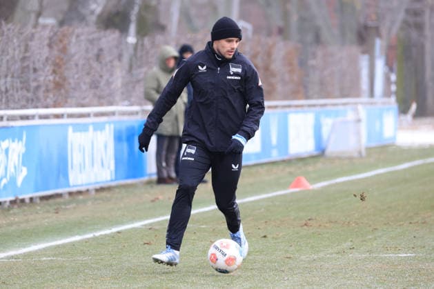 DEU, DFL, 2. FBL Hertha BSC, Training, 03.02.2026, Sportforum, Berlin, DEU, DFL, 2. FBL Hertha BSC, Training, im Bild Josip Brekalo (Hertha BSC Berlin 7), DFL - regulations prohibit any use of Photographs as image sequences and or quasi-video