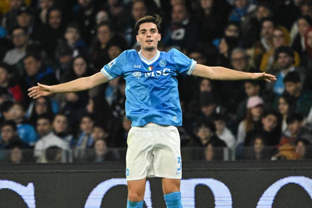 Italy: Serie A Enelive SSC Napoli vs ACF Fiorentina Miguel Gutierrez of SSC Napoli gestures during the Serie A Enelive between SSC Napoli vs ACF Fiorentina. Finale Score Napoli win 2-1 Napoli Naples Italy Copyright: AgostinoxGemito
