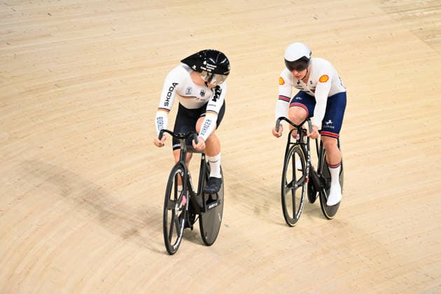 2026 UEC Track Elite European Championships Picture by Olly Hassell SWpix.com - 03 02 2026 - Cycling - 2026 UEC Track Elite European Championships - Konya Velodrome, Konya, Türkiye - Men s Sprint 1 8 Finals - Matthew Richardson (Great Britain), Luca Spiegel (Germany) Copyright: x xSWpix.comx(t axPhotographyxHubxLtd)xOllyxHassell SWpix.comx SWP-3177-0523