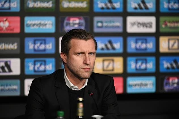03.02.2026 xhpx Frankfurt am Main, Deutsche Bank Park Bundesliga Saison 2025 2026 Pressekonferenz zur Vorstellung des neuen Trainers von Eintracht Frankfurt Albert Riera Bild zeigt: Eintracht Frankfurt Sportvorstand Markus Krösche DFL DFB REGULATIONS PROHIBIT ANY USE OF PHOTOGRAPHS AS IMAGE SEQUENCES AND OR QUASI-VIDEO. *** 03 02 2026 xhpx Frankfurt am Main, Deutsche Bank Park Bundesliga season 2025 2026 Press conference for the presentation of the new coach of Eintracht Frankfurt Albert Riera Picture shows Eintracht Frankfurt sports director Markus Krösche DFL DFB REGULATIONS PROHIBIT ANY USE OF PHOTOGRAPHS AS IMAGE SEQUENCES AND OR QUASI VIDEO