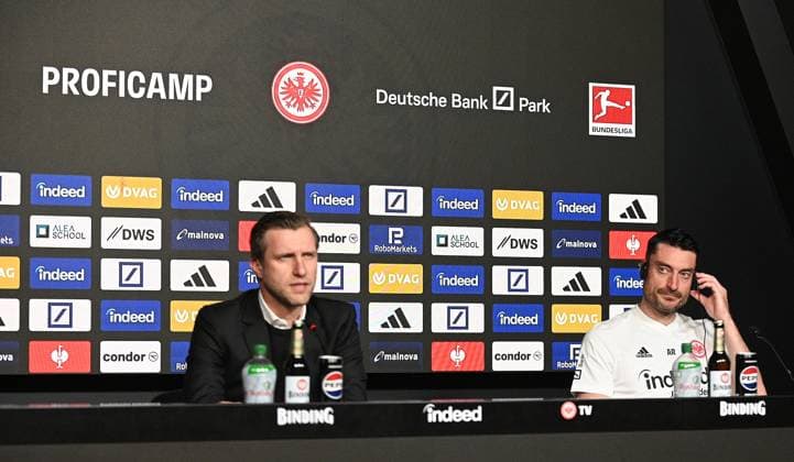 03.02.2026 xhpx Frankfurt am Main, Deutsche Bank Park Bundesliga Saison 2025 2026 Pressekonferenz zur Vorstellung des neuen Trainers von Eintracht Frankfurt Albert Riera Bild zeigt: Eintracht Frankfurt Sportvorstand Markus Krösche und Trainer Albert Riera DFL DFB REGULATIONS PROHIBIT ANY USE OF PHOTOGRAPHS AS IMAGE SEQUENCES AND OR QUASI-VIDEO. *** 03 02 2026 xhpx Frankfurt am Main, Deutsche Bank Park Bundesliga season 2025 2026 Press conference for the presentation of the new coach of Eintracht Frankfurt Albert Riera Picture shows Eintracht Frankfurt sports director Markus Krösche and coach Albert Riera DFL DFB REGULATIONS PROHIBIT ANY USE OF PHOTOGRAPHS AS IMAGE SEQUENCES AND OR QUASI VIDEO