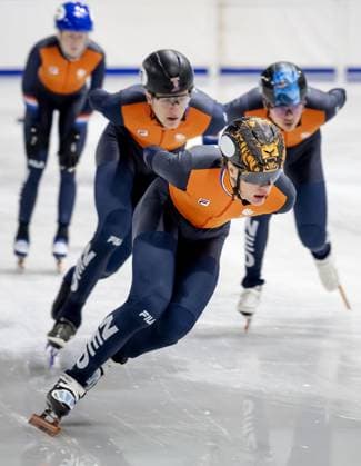 MILAN - Jens van t Wout during a training session at the Milan Ice Skating Area. The short track speed skaters are preparing for their participation in the Winter Olympics. ROBIN VAN LONKHUIJSEN ANP xVIxANPxSportx xxANPxIVx 549543515 originalFilename: 549543515.jpg