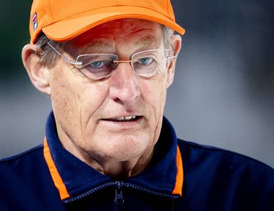 MILAN - Coach Jillert Anema during a training session at the Milano Speed skating, Eisschnelllauf Stadium. The speed skaters are preparing for their participation in the Winter Olympics. SEM VAN DER WAL ANP xVIxANPxSportx xxANPxIVx 549543777 originalFilename: 549543777.jpg