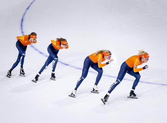 MILAN - Jorrit Bergsma, Bente Kerkhoff, Merel Conijn, and Marijke Groenewoud during a training session at the Milano Speed skating, Eisschnelllauf Stadium. The speed skaters are preparing for their participation in the Winter Olympics. SEM VAN DER WAL ANP xVIxANPxSportx xxANPxIVx 549544610 originalFilename: 549544610.jpg