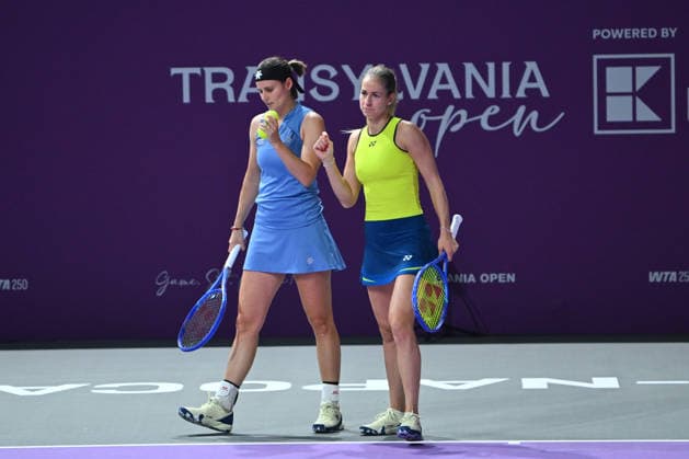 Transylvania Open 2026 - WTA, Tennis Damen 250 Tournament - Day 4 - Anna Bondar Greet Minnen v Anna Bondar Greet Minnen Anna Bondar and Greet Minnen compete in the first round of the Transylvania Open 2026, a WTA250 Tournament, against Kaja Juvan and Maja Chawalinska at BT Arena in Cluj-Napoca, Romania, on February 03, 2026. Alex Nicodim Imago Images Copyright: xAlexxNicodimx