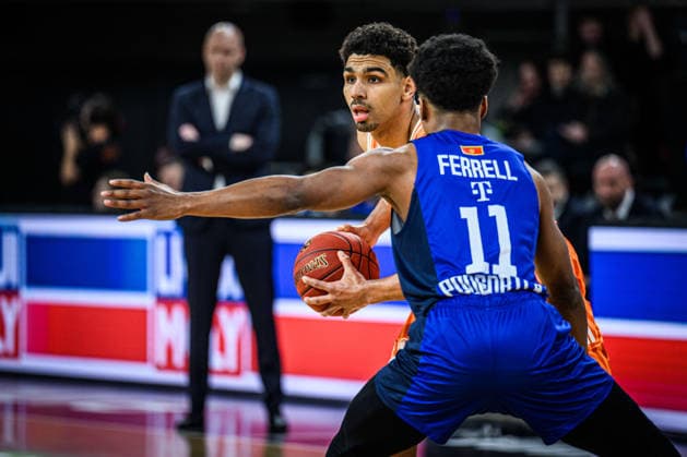 Mark Smith (ratiopharm ulm) und Yogi Ferrell (Buducnost VOLI Podgorica) battle for the ball during the Basketball Eurocup match between ratiopharm ulm and Buducnost VOLI Podgorica at ratiopharm Arena on February 3, 2026 in Neu Ulm, Germany. (Photo by Harry Langer DeFodi Images) -