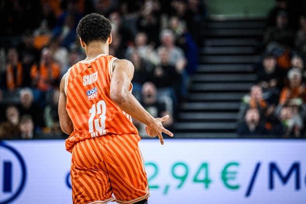Mark Smith (ratiopharm ulm) gestures during the Basketball Eurocup match between ratiopharm ulm and Buducnost VOLI Podgorica at ratiopharm Arena on February 3, 2026 in Neu Ulm, Germany. (Photo by Harry Langer DeFodi Images) -