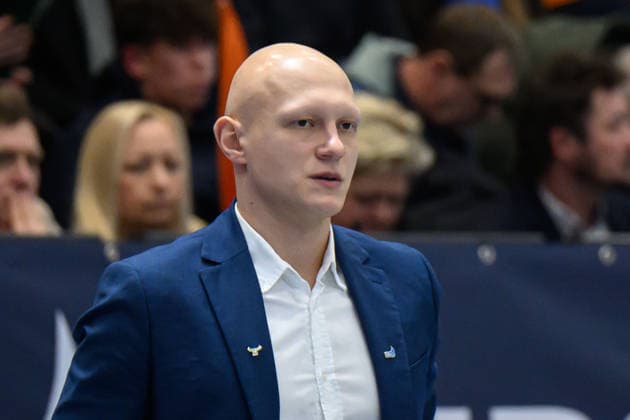 Klym Artamonov (Kapfenberg, Head Coach), Syntainics MBC vs. Hefte Helfen Bulls Kapfenberg, European North Basketball League 2025 26, Germany, Austria, 03.02.2026. Foto: Schulz Weissenfels Stadthalle Sachsen-Anhalt Deutschland