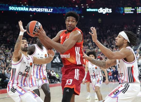 Bayerns 33 David MACCORMACK. Basketball: Bayern - Paris. Euroleague, FC Bayern Basketball - Paris Basketball, Runde 26, Saison 2025-2026, am 3.02.2026 in Muenchen, S A P G A R D E N, Deutschland. Quelle Copyright Credit : Oryk HAIST