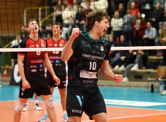 03.02.2026, Deutschland, Ludwigsburg, Volleyball Barock Volleys MTV Ludwigsburg vs. Haching München, Patrick Rupprecht (Haching) jubelt