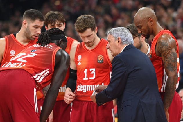 Trainer Svetislav PESIC (FCB) coacht seine Spieler Basketball Euro League,Saison 2025 2026, FC Bayern Muenchen - Paris Basketball am 03.02.2026 , S A P G A R D EN