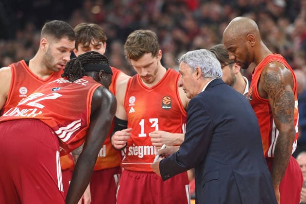 Trainer Svetislav PESIC (FCB) coacht seine Spieler Basketball Euro League,Saison 2025 2026, FC Bayern Muenchen - Paris Basketball am 03.02.2026 , S A P G A R D EN