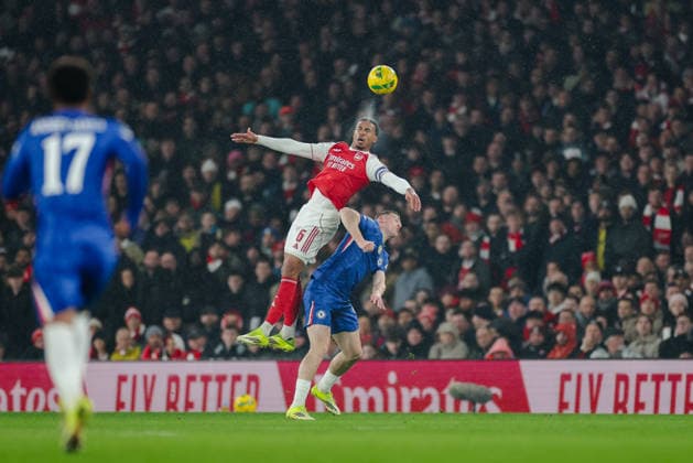Carabao Cup, Semi-Final, 2nd Leg Arsenal v Chelsea Emirates Stadium 03.02.2026 Gabriel of Arsenal and Liam Delap of Chelsea Carabao Cup, Semi-Final, 2nd Leg Arsenal v Chelsea Emirates Stadium 03.02.2026 Photograph By Marc Aspland The Times  Copyright: xMarcxAsplandx NINTCHDBPICT001056283030