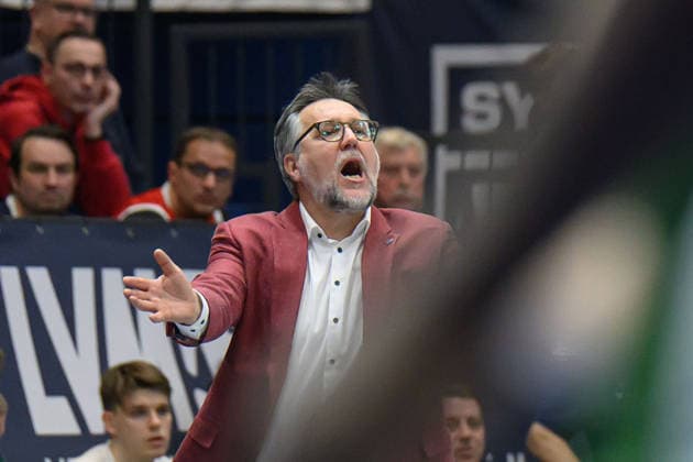 Silvano Poropat (MBC, Head-Coach, interim), Syntainics MBC vs. Hefte Helfen Bulls Kapfenberg, European North Basketball League 2025 26, Germany, Austria, 03.02.2026. Foto: Schulz Weissenfels Stadthalle Sachsen-Anhalt Deutschland