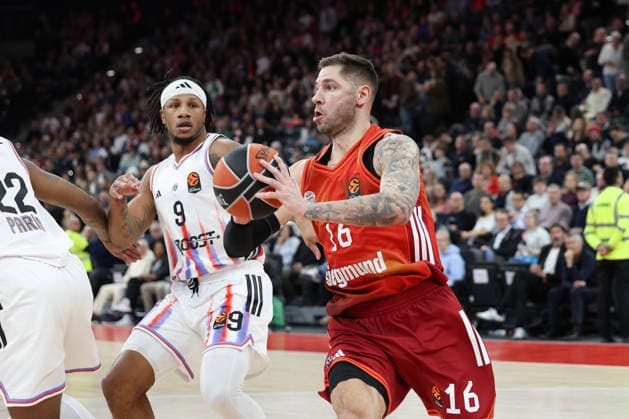 Stefan Jovic (FC Bayern Basketball, 16) mit Lamar Stevens (Paris Basketball, 09), GER, FC Bayern Basketball vs. Paris Basketball, Basketball, Euroleague, 26. Spieltag, Saison 2025 2026, 03.02.2026, GER, FC Bayern Basketball vs. Paris Basketball, Basketball, Euroleague, 26. Spieltag, Saison 2025 2026, 03.02.2026 Muenchen Copyright: xEibner-Pressefoto JennixMaulx EP_JML