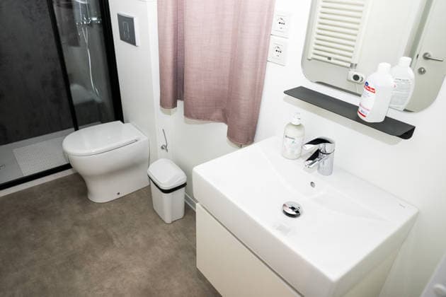 260203 The toilette in an athletes room in Cortina Olympic Village during day -3 of the 2026 Winter Olympics on February 3, 2026 in Cortina. Photo: Mathias Bergeld BILDBYRAN kod MB MB1294 Olympic Games, Olympische Spiele, Olympia, OS olympics winter olympics os ol olympiska spel vinter-os olympiske leker milano cortina 2026 milan cortina 2026 milano cortina 2026 olympic games milano cortina 2026 winter olympic games milano cortina-os milano cortina-ol vinter-ol -3 bbeng os-byn Olympic village genre toalett *** 260203 The toilette in an athletes room in Cortina Olympic Village during day 3 of the 2026 Winter Olympics on February 3, 2026 in Cortina Photo Mathias Bergeld BILDBYRAN code MB MB1294 olympic games olympics winter olympics os ol olympiska spel vinter os olympiske leker milano cortina 2026 milan cortina 2026 milano cortina 2026 olympic games milano cortina 2026 winter olympic games milano cortina os milano cortina ol winter ol 3 bbeng os byn Olympic village genre toalett  Copyright: MATHIASxBERGELD BB260203MB131