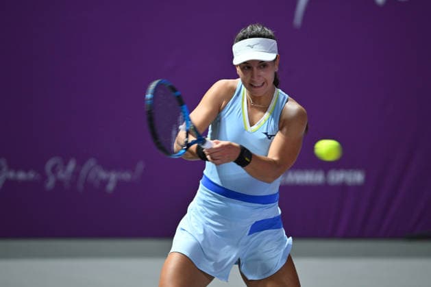 Transylvania Open 2026 - WTA, Tennis Damen 250 Tournament - Day 4 - Jaqueline Cristian v Lucrezia Stefanini Lucrezia Stefanini of Italy competes in the first round of the Transylvania Open 2026 double game, a WTA250 Tournament, against Jaqueline Cristian of Romania at BT Arena in Cluj-Napoca, Romania, on February 3, 2026. Cluj Napoca Romania  Copyright: xAlexxNicodimx originalFilename:nicodim-transylv260203_npVMt.jpg