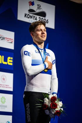 VOGEL Alex: UEC Track cycling, Rad, Radsport, Bahnrad, Bahn European Championships Konya 2026 VOGEL Alex ( SUI ) Switzerland Winner - First Place - Award Ceremony - Medal Ceremony - Podium - Hochformat - Hoch - Vertikal - Portrait - Event Veranstaltung: UEC Track Cycling European Championships 2026 - Category Kategorie: Cycling - Track Cycling European Championships - Location Ort: Asia - Türkiye - Konya - Discipline: Scratch - Category: Elite Men - Distance: 10 km - Date Datum: 03.02.2026 Tuesday Day 3 -