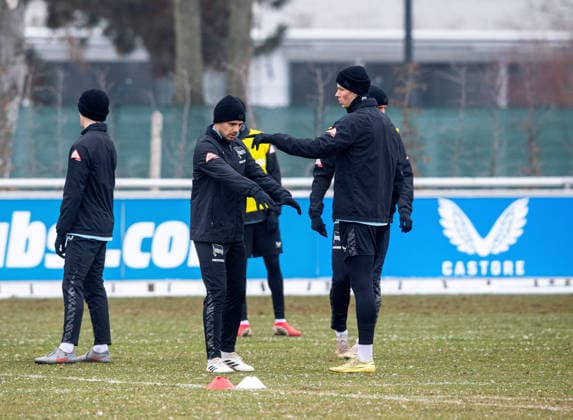 Fussball, Herren, Saison 2025 26, 2. Bundesliga, Hertha BSC, Training, v.l. Josip Brekalo (Hertha BSC), Luca Schuler (Hertha BSC), 04.02. 2026,
