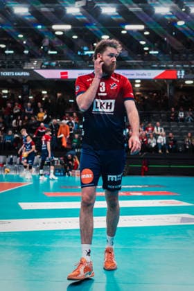 VBL: SVG Lüneburg vs. SWD powervolleys Düren, 04.02.205 Jesse Elser (SVG Lüneburg, 3) (mit Starfilter); Volleyball Bundesliga: SVG Lüneburg vs. SWD powervolleys Düren am 04.02.2026 in der LKH-Arena, Lüneburg Copyright: xBEAUTIFULxSPORTS Tonhäuserx
