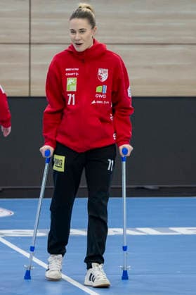 Handball Bundesliga Frauen,HBF, Saison 2025 2026 SV Union Halle-Neustadt vs.Borussia Dortmund Halle, Deutschland 04.Februar 2026: Im Bild:Torhueterin Ela Szott (Halle) Verletzt, Verletzung Halle Saale SWH Arena Sachsen-Anhalt Deutschland