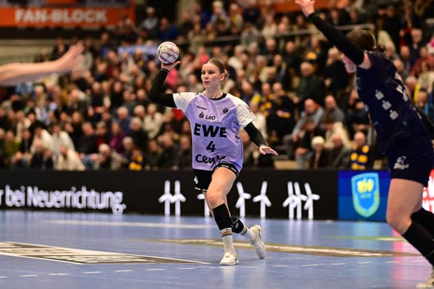Handball I Frauen I Saison 2025-2026 I 16. HBF I 1. Spieltag I Buxtehuder SV - VfL Oldenburg I 04.02.2026 Toni-Luisa Reinemann (4, VfL Oldenburg) Buxtehude Halle Nord Niedersachsen Deutschland Copyright: xLobeca FelixxSchlikisx